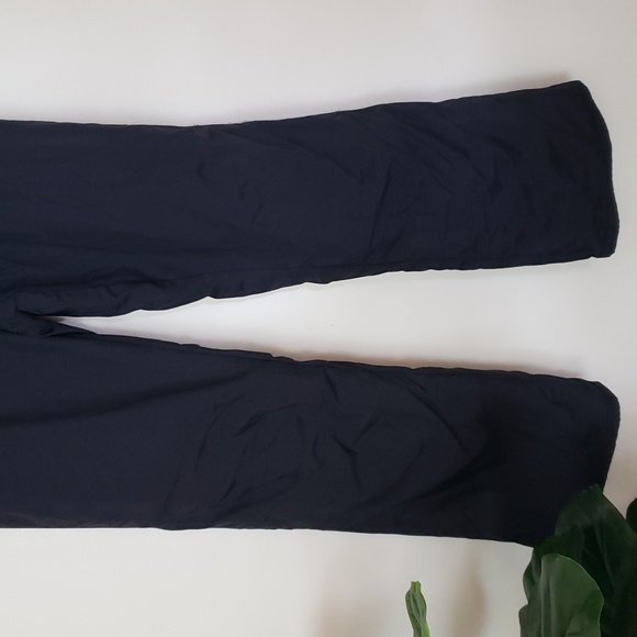 Obermeyer black snow pants, ski snowboard pants, women's size 6 - Picture 3 of 12